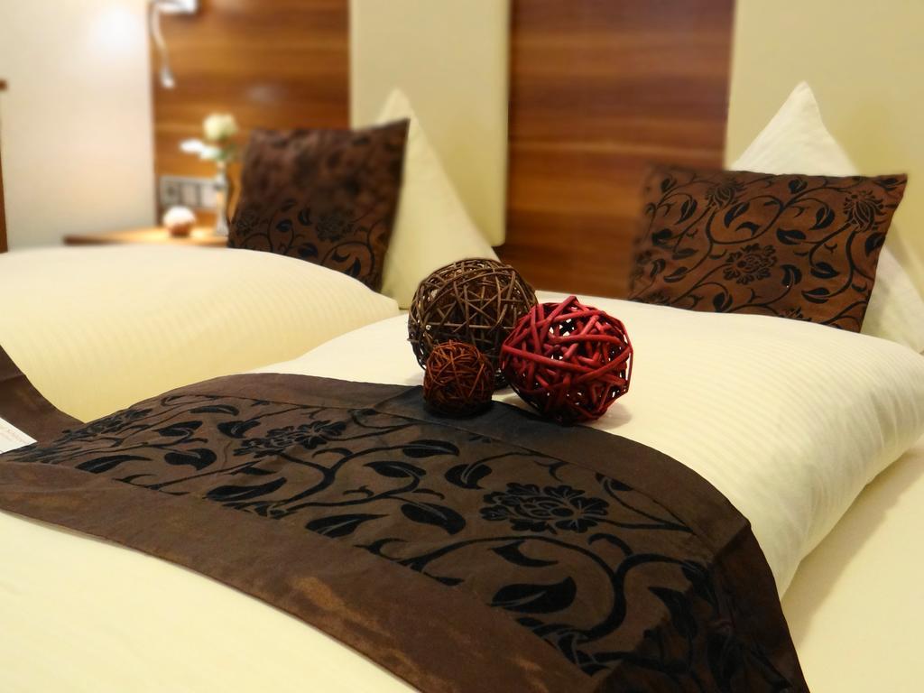 Hotel Schuetzenhof Spa Garden Bürstadt Kültér fotó